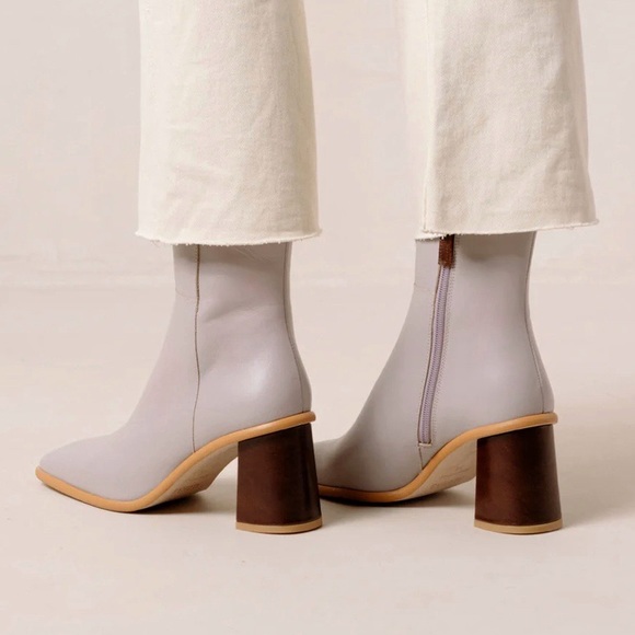 ALOHAS light purple brown leather west vintage chunky block heel ankle boots - Picture 2 of 14